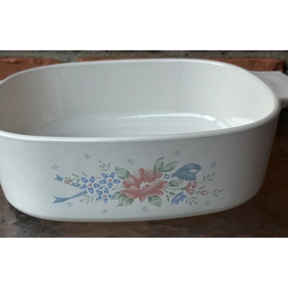 Vintage CorningWare Floral Square Casserole Dish 2L Model A-2-B With Lid USA